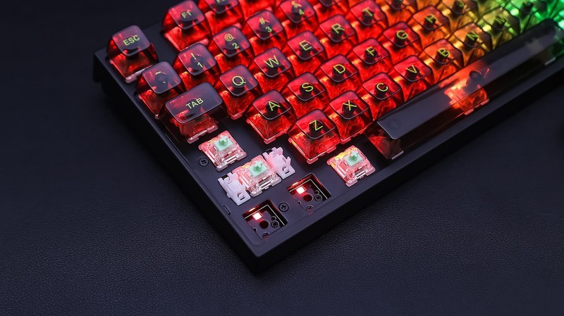 佳达隆小袋鼠轴配黑透键帽，迪摩F87三模机械键盘再进化