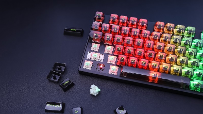 佳达隆小袋鼠轴配黑透键帽，迪摩F87三模机械键盘再进化