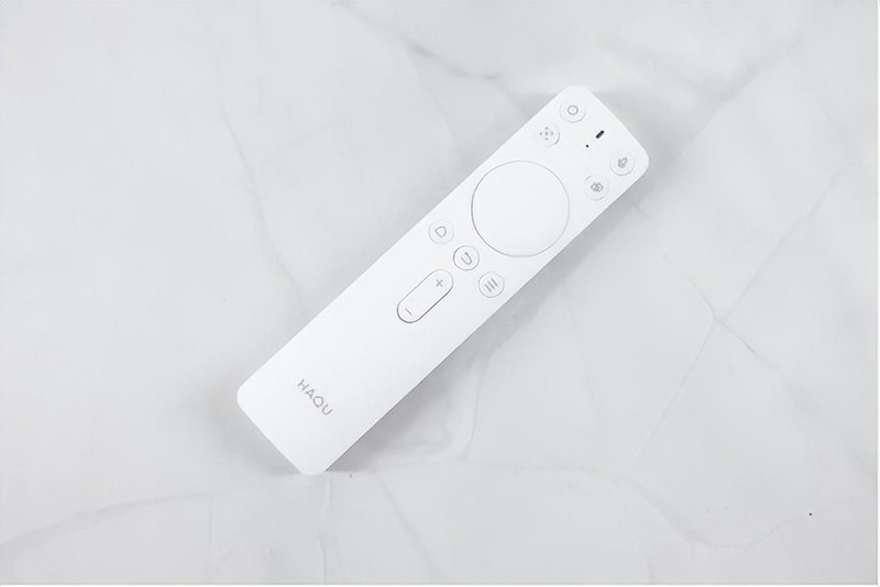 真1080P，投影效果出色，适合家用，哈趣Q1云台投影仪体验