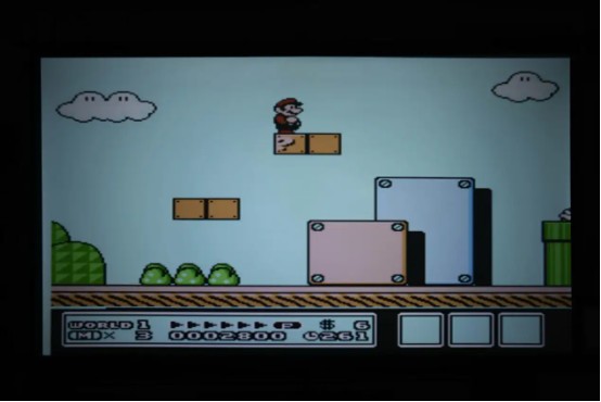 真1080P，投影效果出色，适合家用，哈趣Q1云台投影仪体验