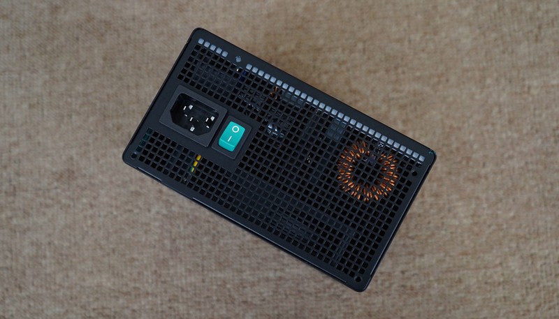 千元级游戏CPU哪家强？9600X VS 14600KF对比评测告诉你答案