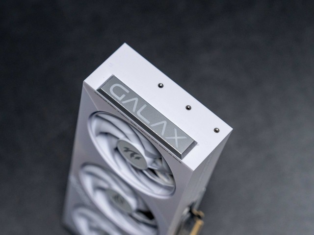 最期待的50系显卡，影驰RTX 5070 Ti 圣刃OC显卡首发测评