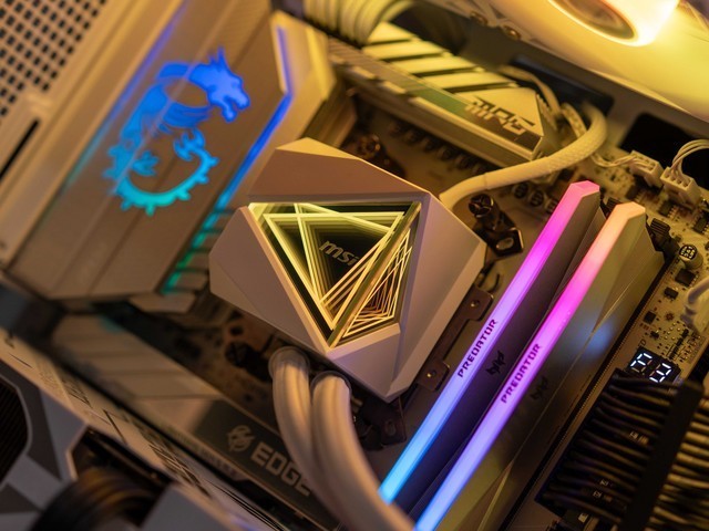 最期待的50系显卡，影驰RTX 5070 Ti 圣刃OC显卡首发测评