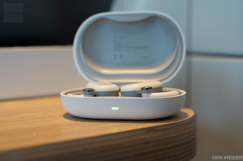 48°可调耳挂，运动佩戴超稳定HOLME Fit 2带来沉浸式听歌新体验