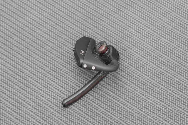 商务降噪耳机！缤特力Voyager 5200开箱体验，户外好助手