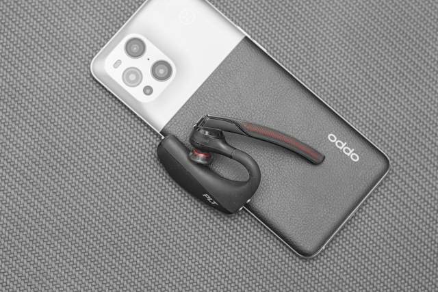 商务降噪耳机！缤特力Voyager 5200开箱体验，户外好助手