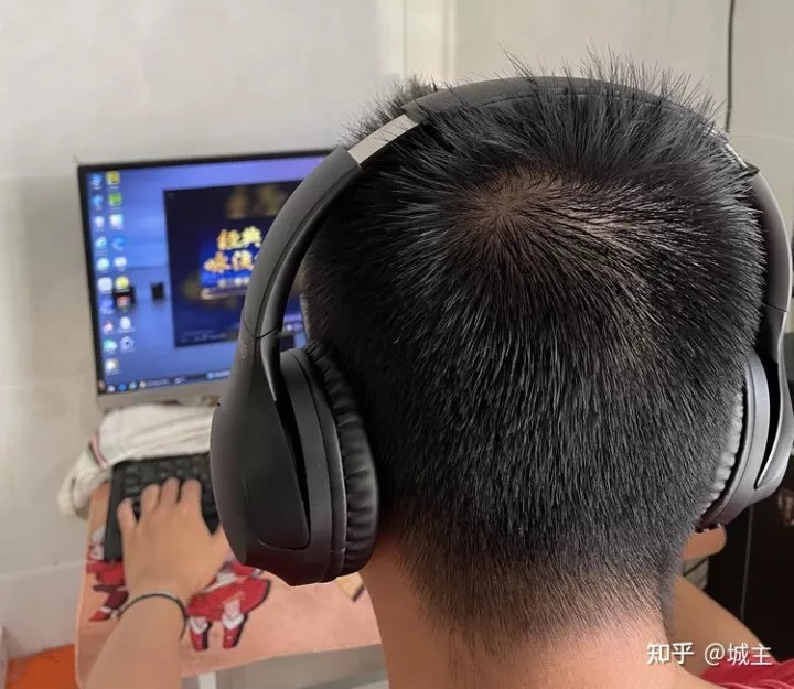 QCY H2头戴式无线耳机 50H强悍续航 充一次听一周