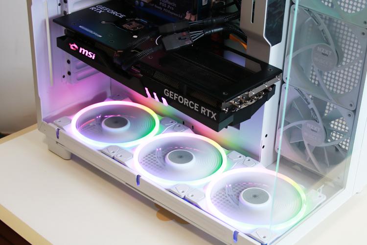 完美海景房！让电脑焕发新生，NZXT H9 flow机箱、艾湃电竞魔立方360水冷散热开箱体验