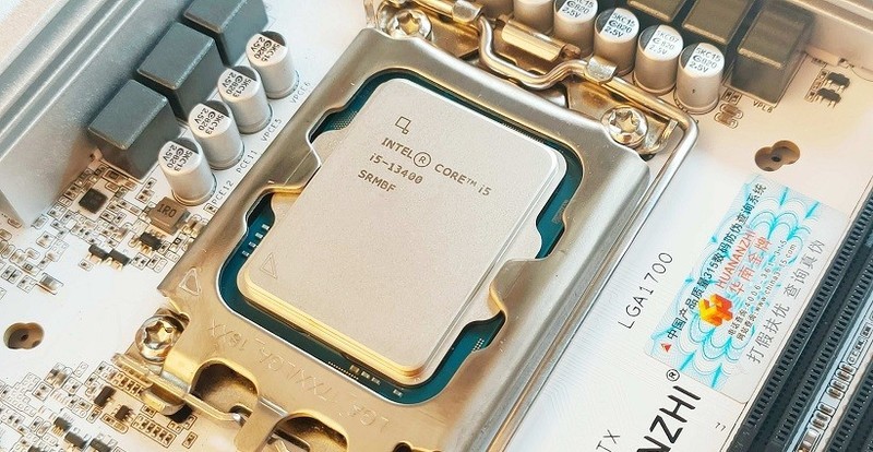 华南B660M-ITX主板搭配超频三蜂鸟和蓝戟DG1性能如何？|华南金牌