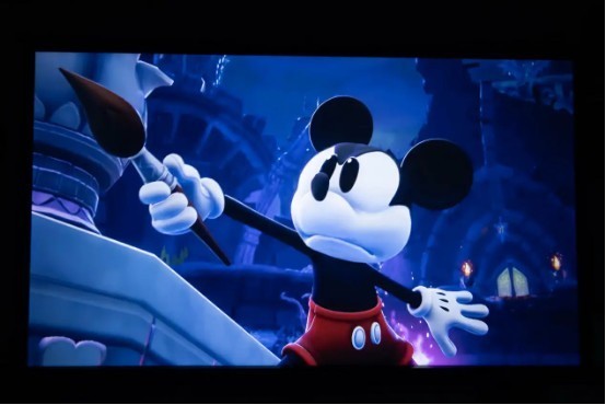 真1080P，投影效果出色，适合家用，哈趣Q1云台投影仪体验