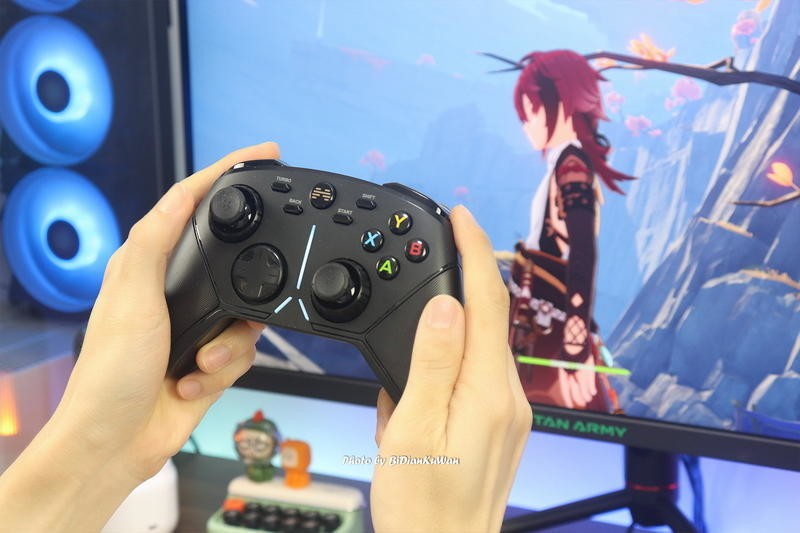 等不及原神3.0，怒换北通阿修罗3无线游戏手柄，躺玩大屏神操作