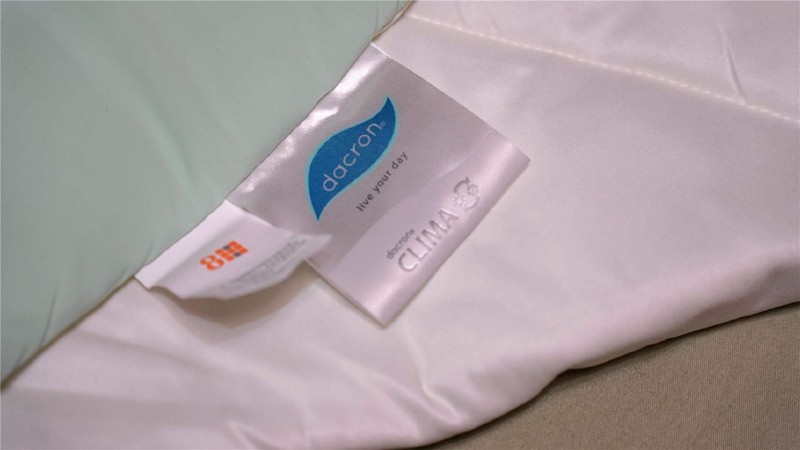 夏日空调房必备！8H 冰镇果冻夏凉被体验：手感丝滑，睡觉盖舒服