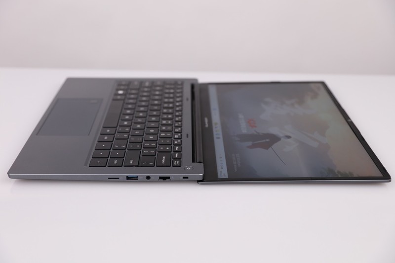 吾空凌云X14体验：锐龙R7-7735HS强芯助你飞步凌云