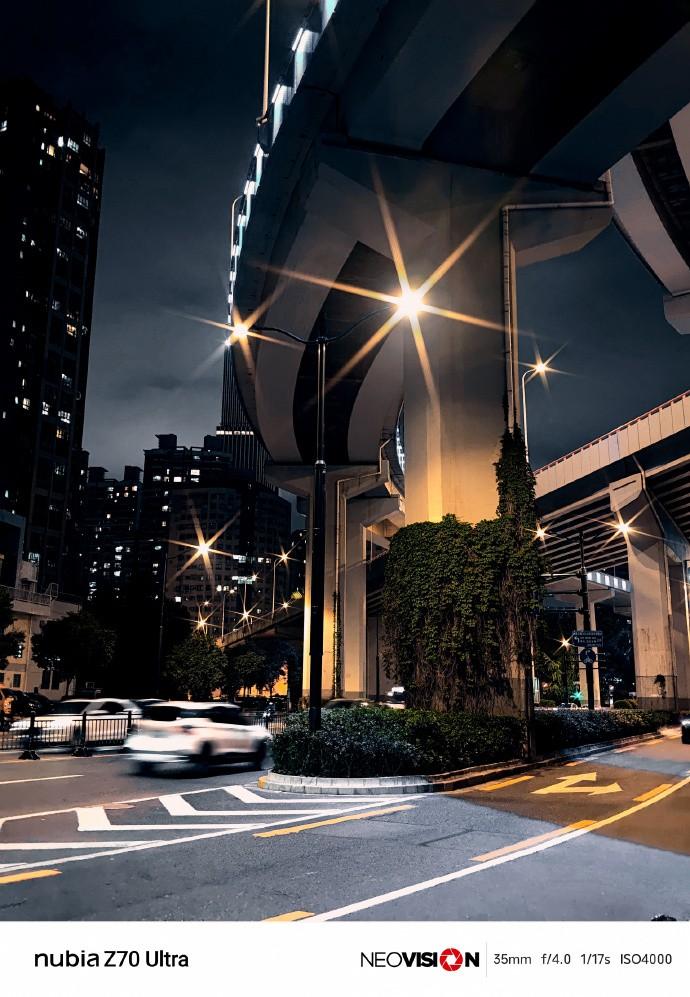 努比亚Z70Ultra震撼曝光：触感与视觉的双重盛宴