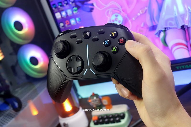 等不及原神3.0，怒换北通阿修罗3无线游戏手柄，躺玩大屏神操作