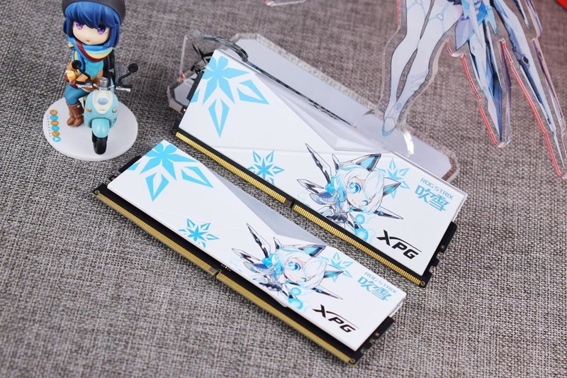 XPG龙耀LANCER吹雪联名内存DDR5 6000开箱试玩：高频低延迟+二次元