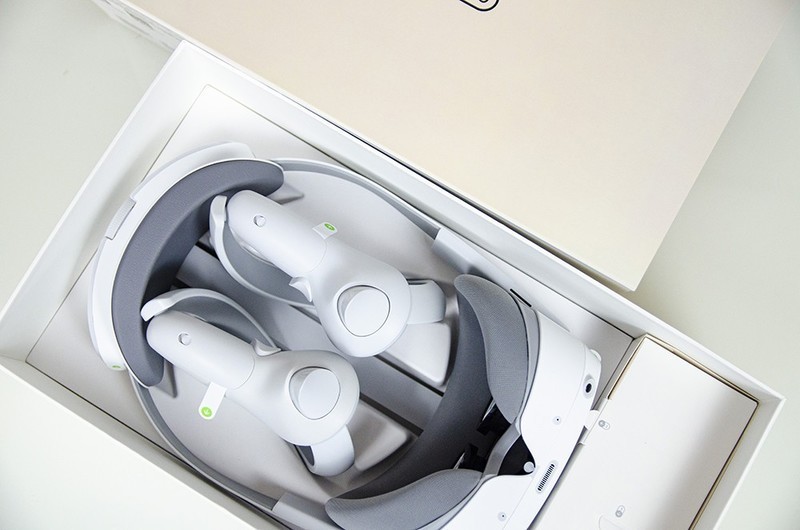 虚拟与现实的真实穿越，眼动&面部追踪的PICO 4 Pro让我爱不释手