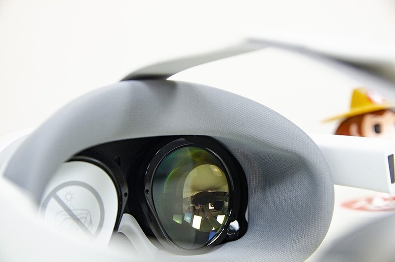 虚拟与现实的真实穿越，眼动&面部追踪的PICO 4 Pro让我爱不释手