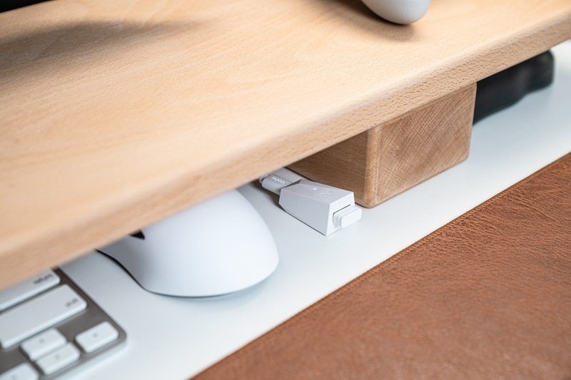 称心趁手的原相高定版3395+4KHz，雷柏VT9PRO轻量化双模无线游戏鼠标体验