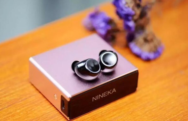 最近很火的蓝牙耳机，哪一款更值得买