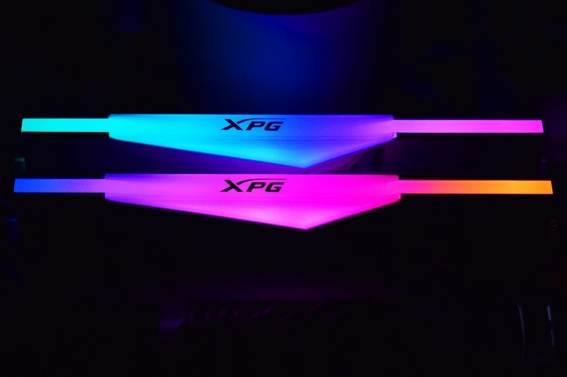 XPG龙耀LANCER吹雪联名内存DDR5 6000开箱试玩：高频低延迟+二次元