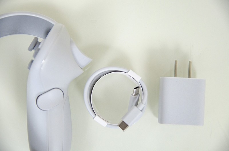 虚拟与现实的真实穿越，眼动&面部追踪的PICO 4 Pro让我爱不释手