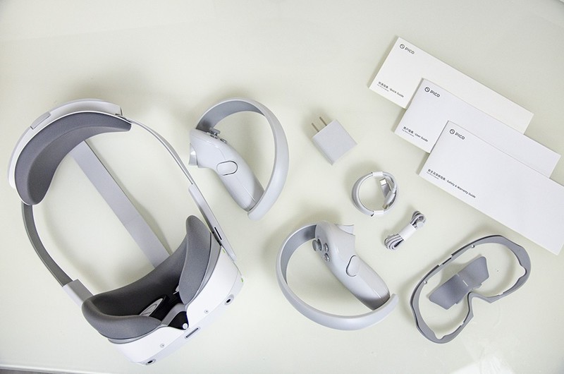 虚拟与现实的真实穿越，眼动&面部追踪的PICO 4 Pro让我爱不释手