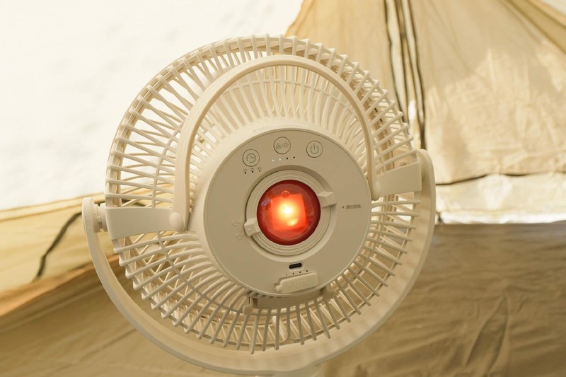 远离炎热，夏日必备，七彩叮当家用户外露营电扇体验