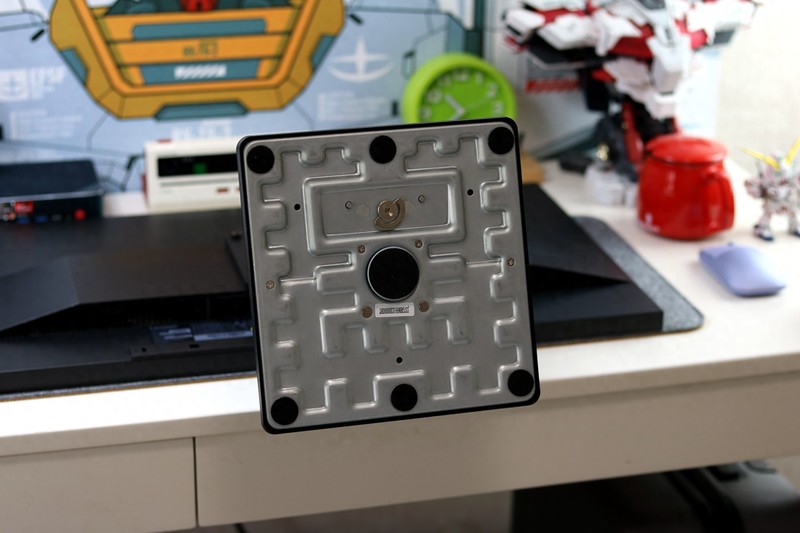 联想ThinkVision 27寸显示器，2K分辨率硬件防蓝光，内置2W音响