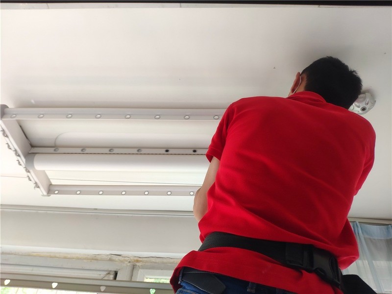 米家智能晾衣机 1S——您的生活好帮手，快速提升生活品质