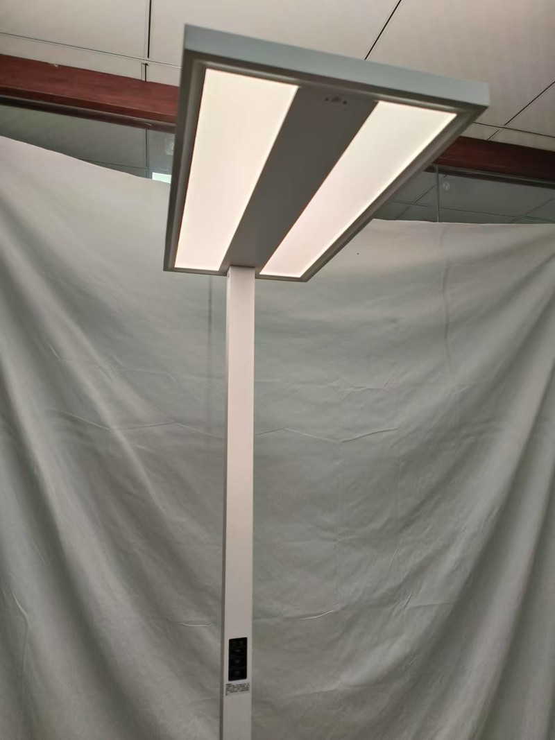 雷士照明护眼灯怎么样？书客、雷士、米家护眼大路灯硬核实测剖析