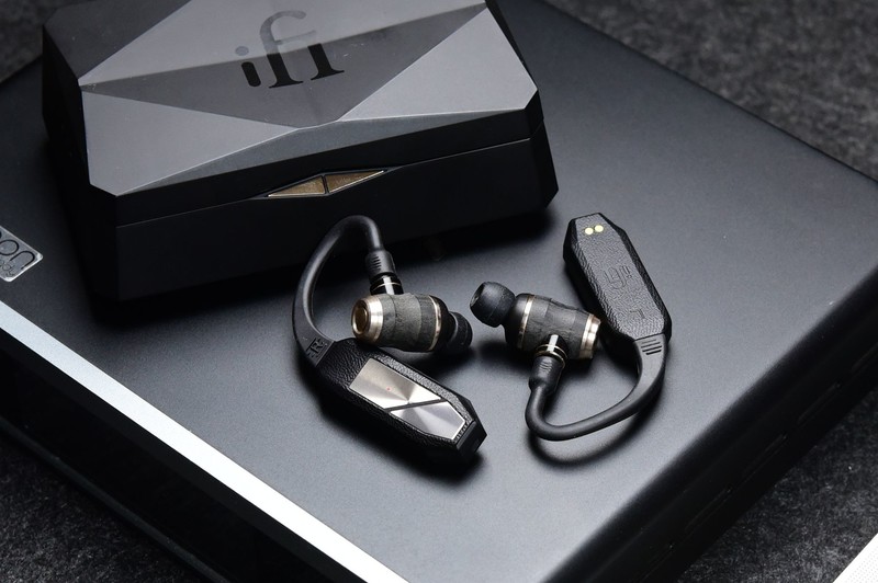 挂在耳朵上的便携解码耳放，HiFi耳机秒变TWS！iFi go pod上手