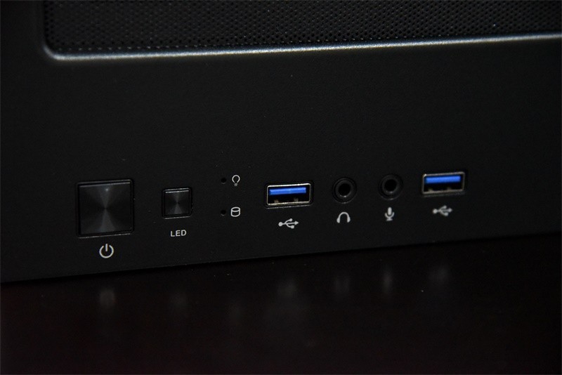 多模风扇组合享受清凉一夏---安钛克DP503雷电机箱升级装机分享