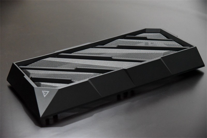 多模风扇组合享受清凉一夏---安钛克DP503雷电机箱升级装机分享