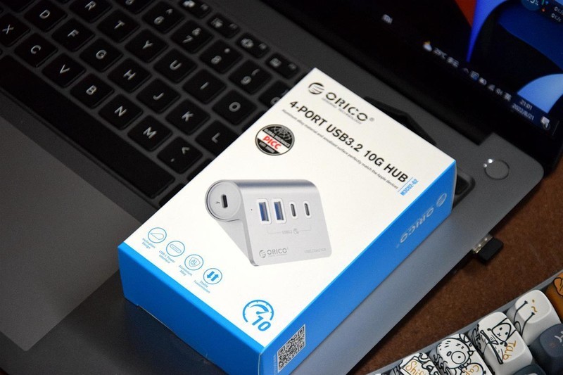 妹纸求助，办公电脑USB口不够用，给她加了个HUB提升生产力