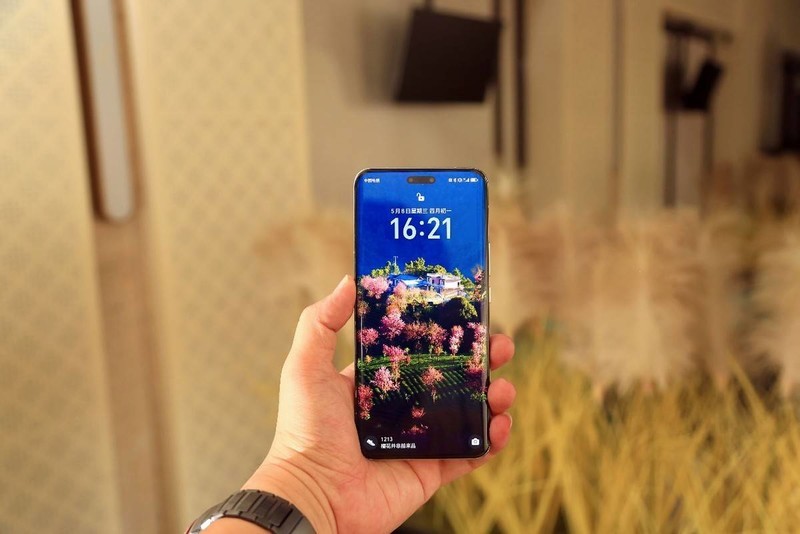 年中大促，是时候入手你的第一台荣耀Magic6 Pro！