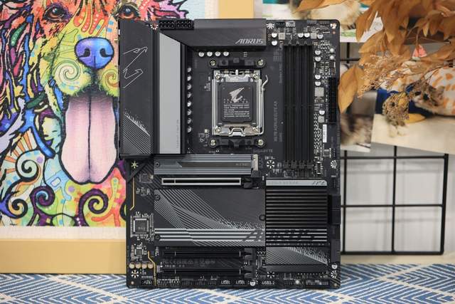 游戏性能飙升，全新座驾R5 7600X+技嘉小雕X670 AORUS ELITE AX评测体验