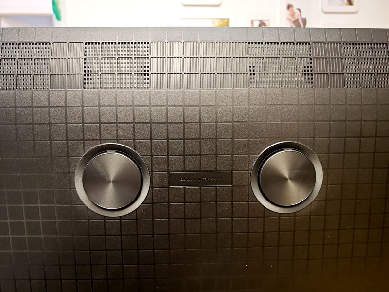 画质炸裂！首款搭载万象分区Mini LED电视画质有多好？TCL T6L首测