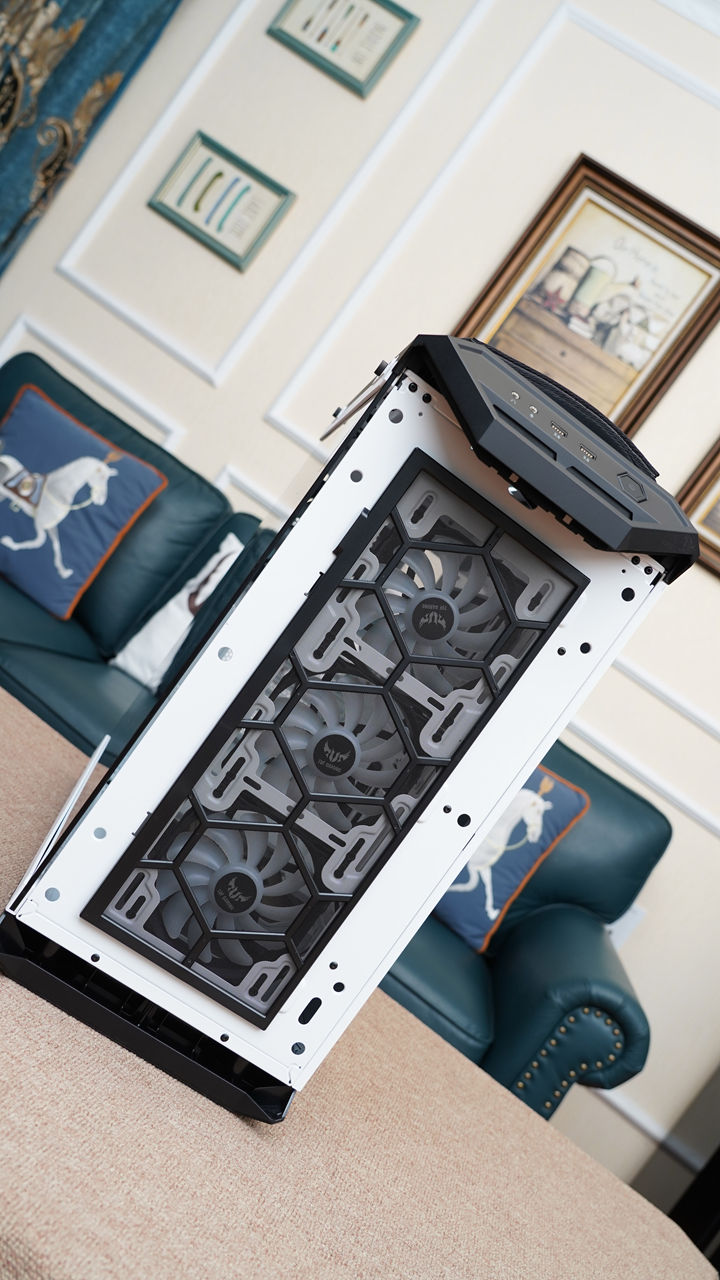 艾尔登法环来袭，打造一台有颜值有性能的高端主机