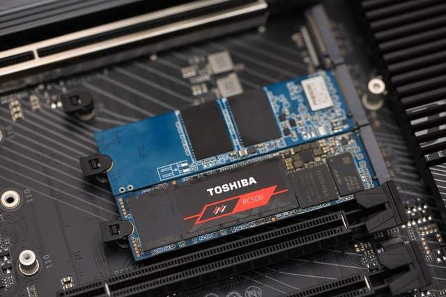 游戏性能飙升，全新座驾R5 7600X+技嘉小雕X670 AORUS ELITE AX评测体验