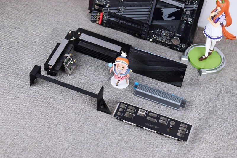 技嘉Z790 AORUS ELITE AX主板开箱拆解评测：玩的就是堆料