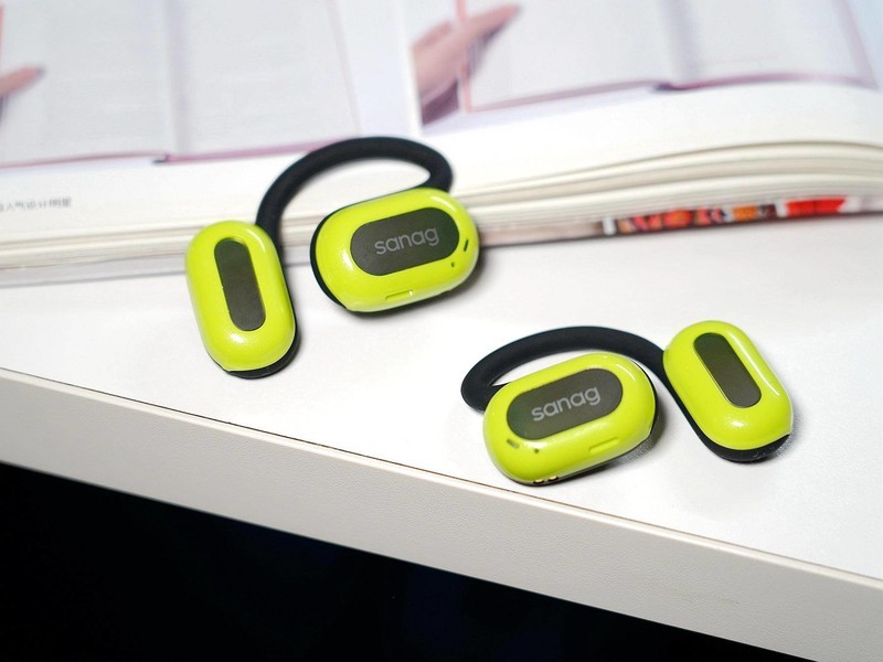 见过sanag的90°悬浮定位新概念气传导耳机吗？看看上手表现如何