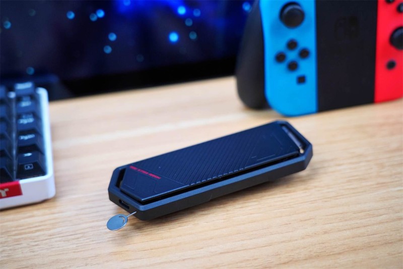 强强联手，ROG 幻影STRIX ARION硬盘盒&海康存储A4000 SSD值得拥有！