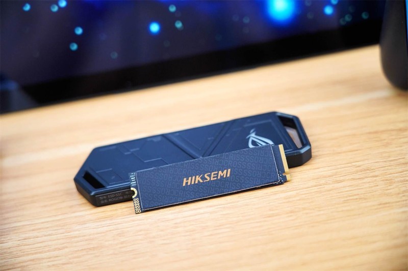 强强联手，ROG 幻影STRIX ARION硬盘盒&海康存储A4000 SSD值得拥有！