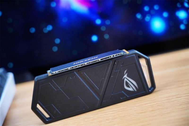 强强联手，ROG 幻影STRIX ARION硬盘盒&海康存储A4000 SSD值得拥有！