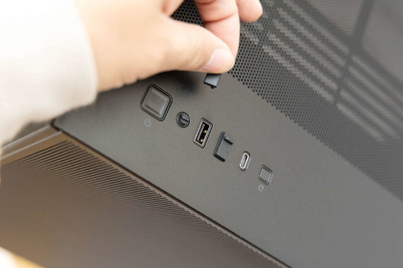 全塔海景房机箱，空间巨大模块布局，安钛克C8开箱