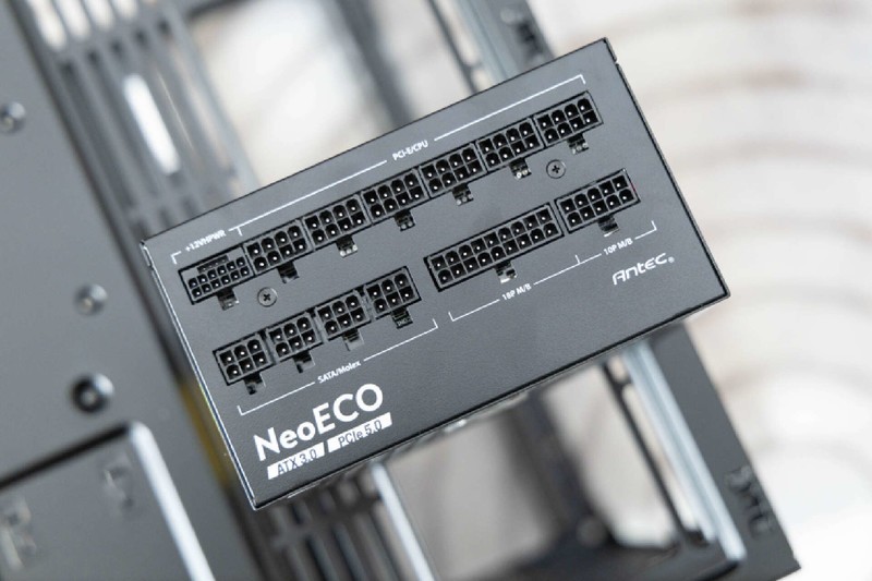 全塔海景房机箱，空间巨大模块布局，安钛克C8开箱