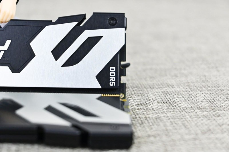 金士顿叛逆者DDR5 6400 48G内存套装开箱试玩：超频体质优秀+大容量