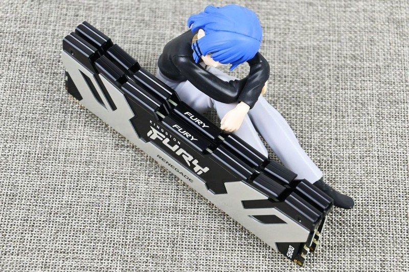 金士顿叛逆者DDR5 6400 48G内存套装开箱试玩：超频体质优秀+大容量