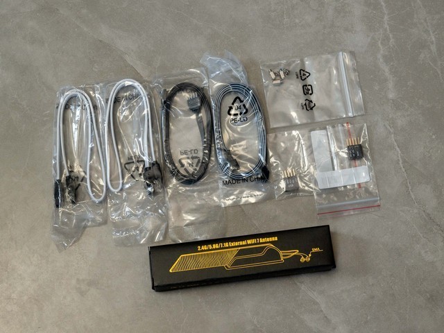 一键超频，游戏更省心，七彩虹CVN X870 ARK FROZEN方舟主板评测